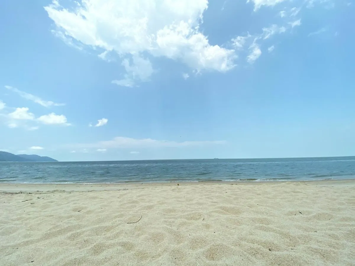 Apartamento By The Sea @ Luxury Suites, Batu Ferringhi