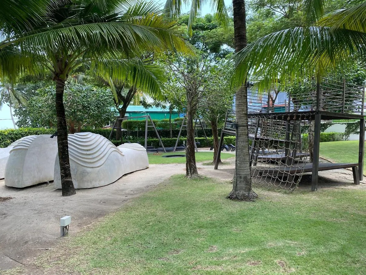 By The Sea @ Luxury Suites, Batu Ferringhi